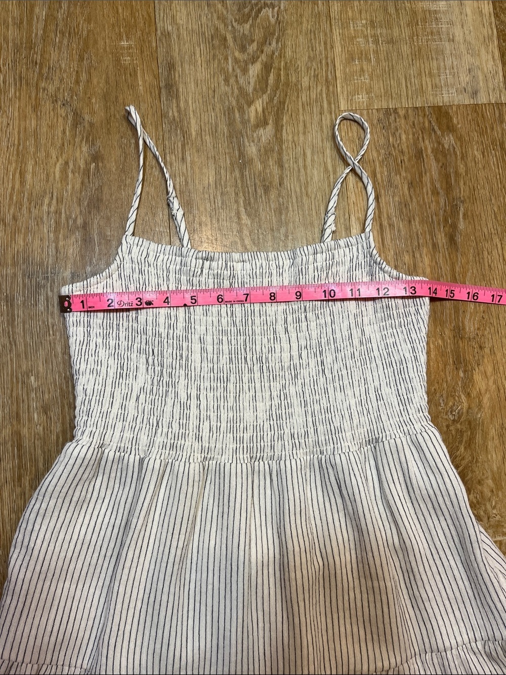 Z Supply Cream Striped Maxi Dress Medium M Tiered Smocked Cotton Sleeveless EUC - Picture 11 of 14